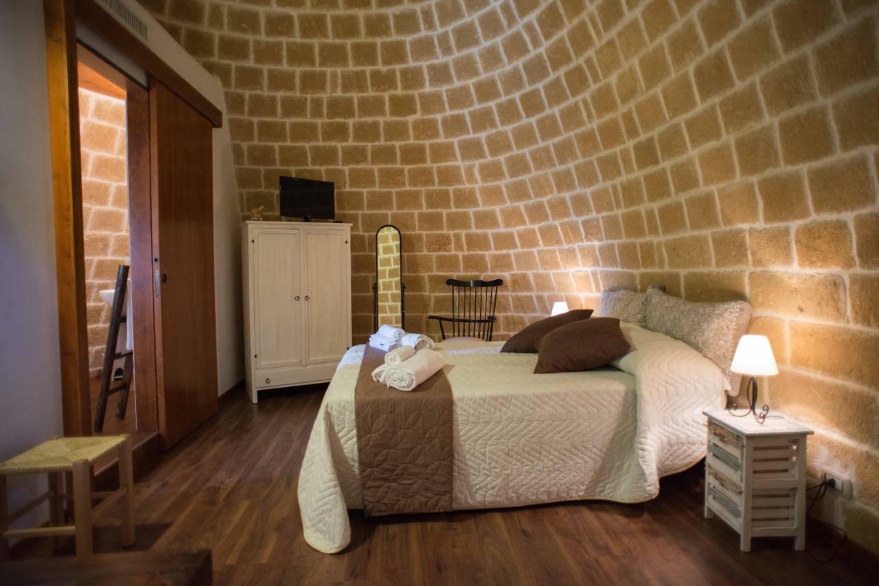 Grandi Trulli Bed & Breakfast Alberobello Bagian luar foto