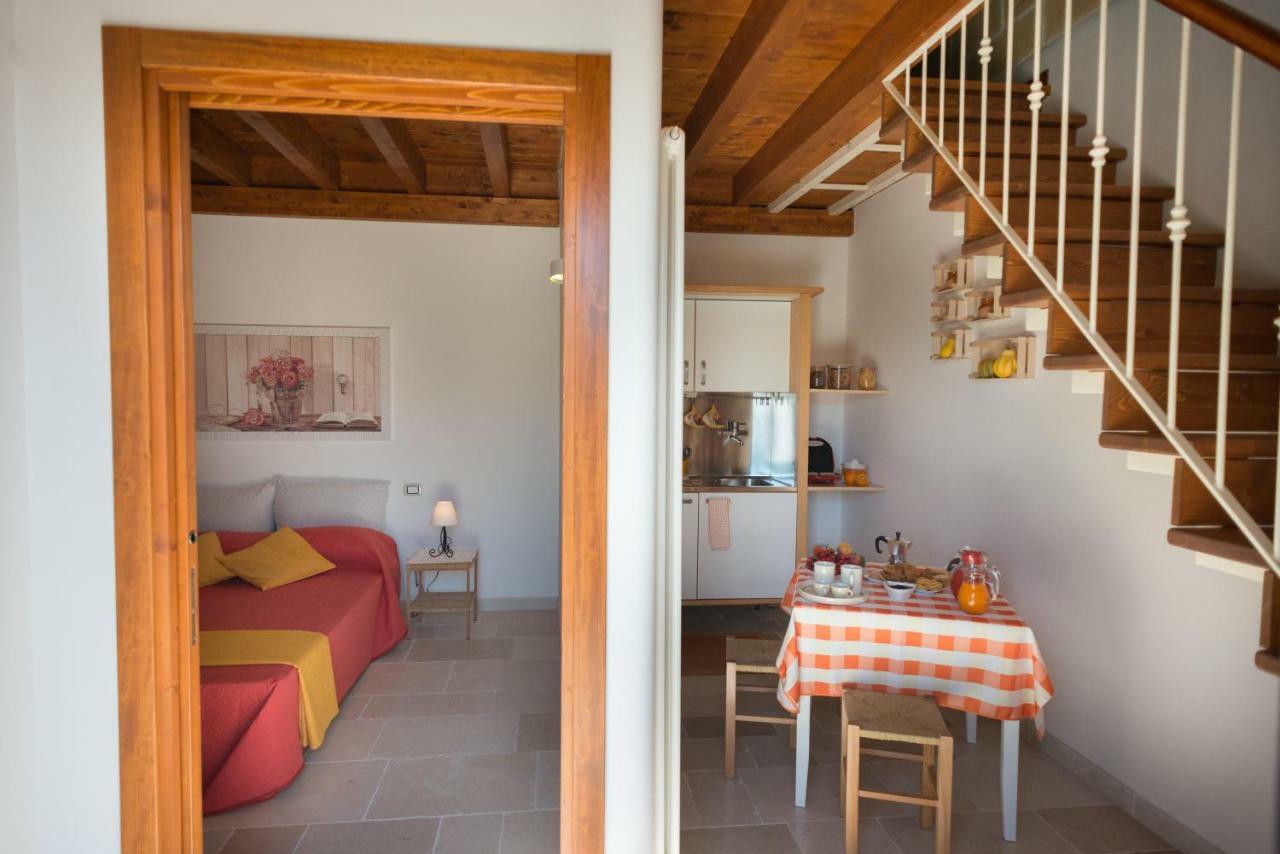 Grandi Trulli Bed & Breakfast Alberobello Bagian luar foto